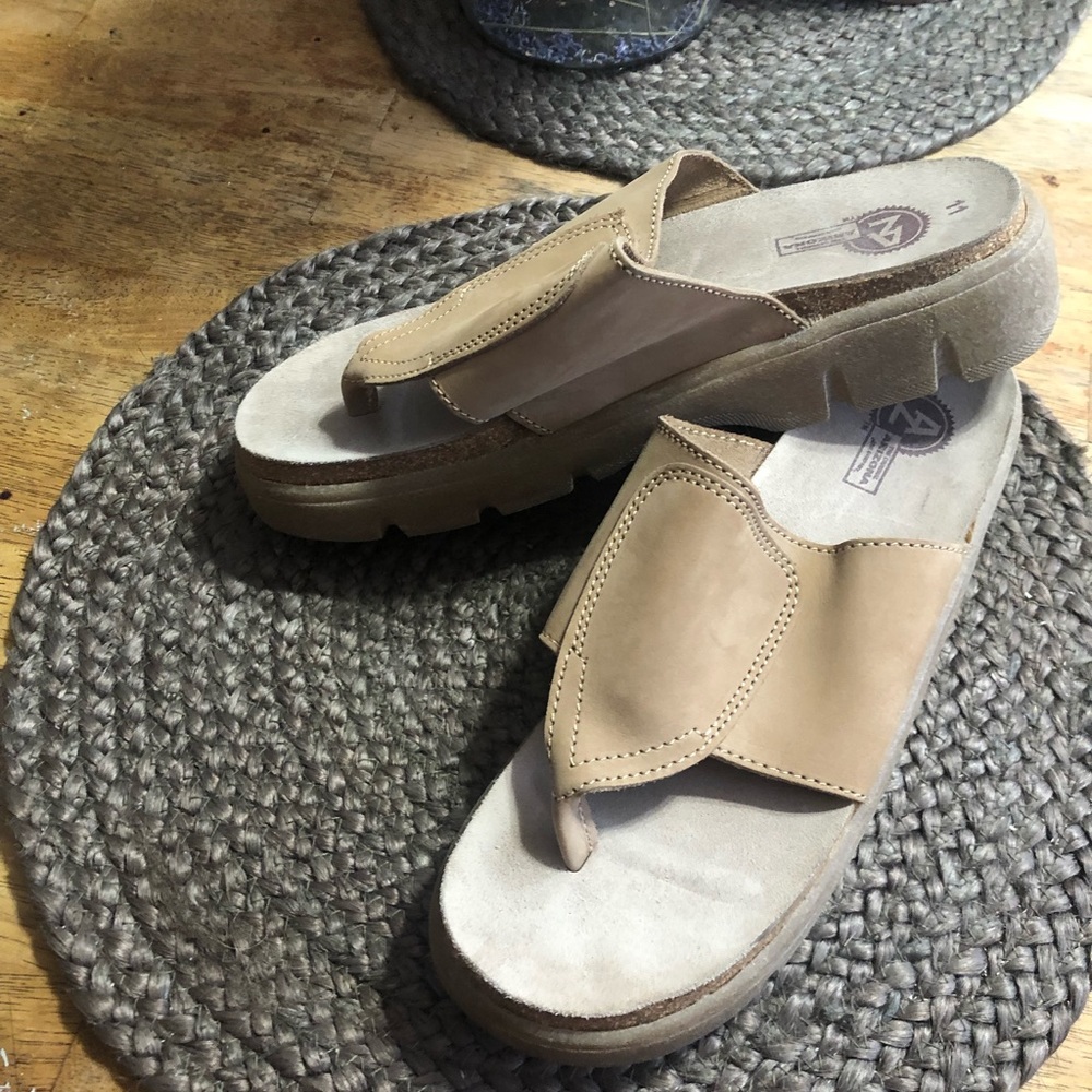 RESERVED Arizona Boho Sandal EUC - Picture 1 of 6